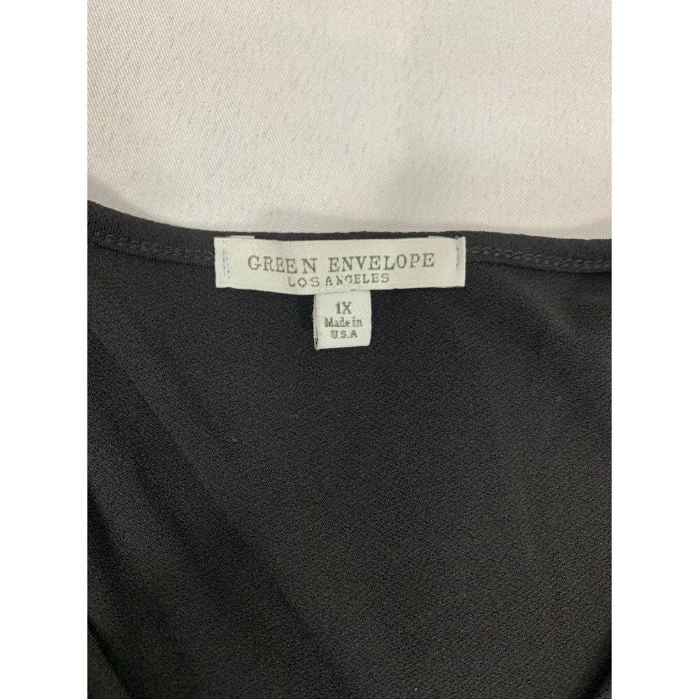 Roz & Ali Women's Black Zipper Blouse - Picture 3 of 6